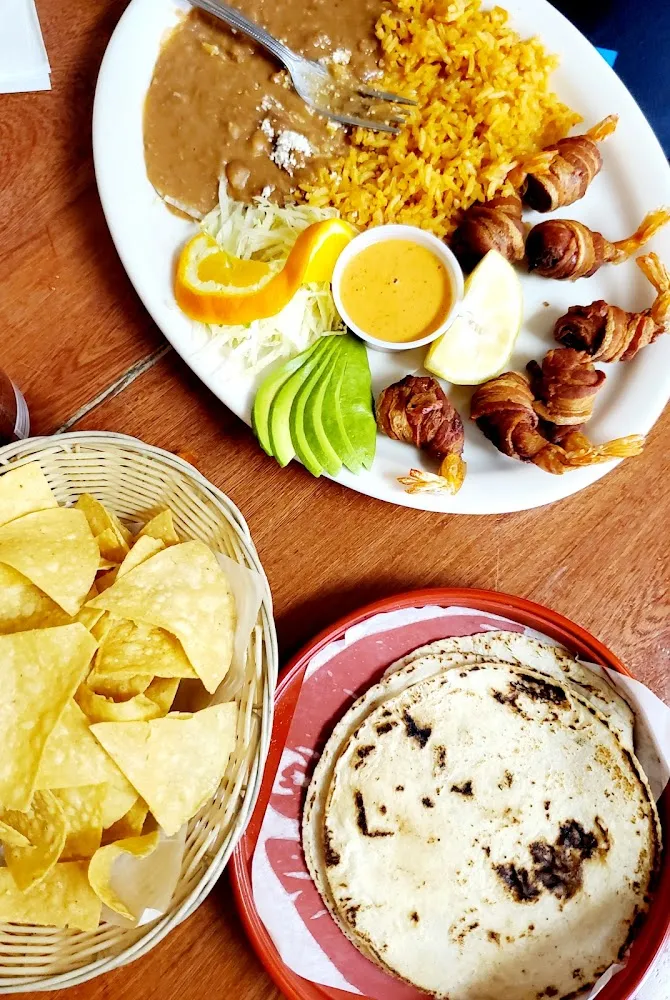 Camarones Rellenos with 4 Flour Tortillas Beans and Rice